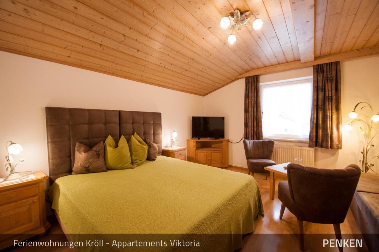 Ferienwohnungen Kröll - Appartements Viktoria und Landhaus Maria Mayrhofen Exterior foto